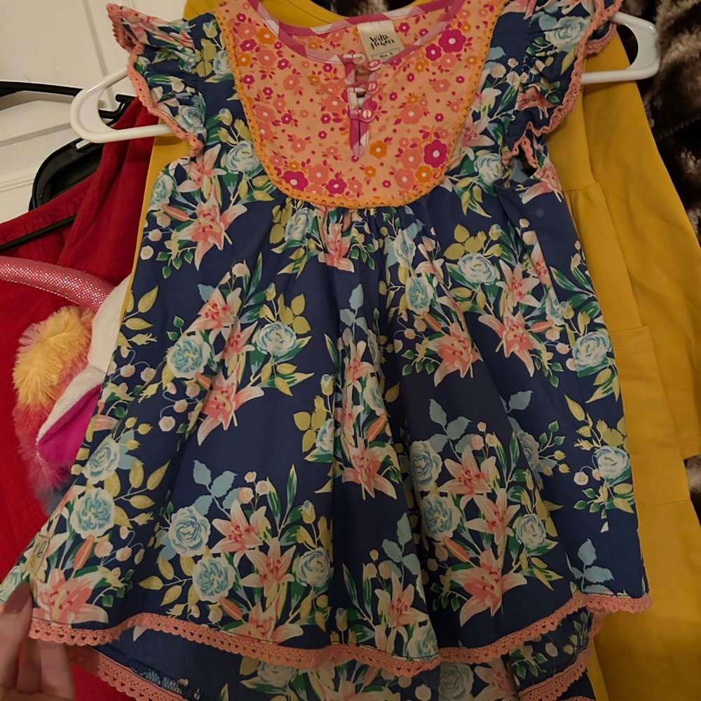 Wild flowers tunic